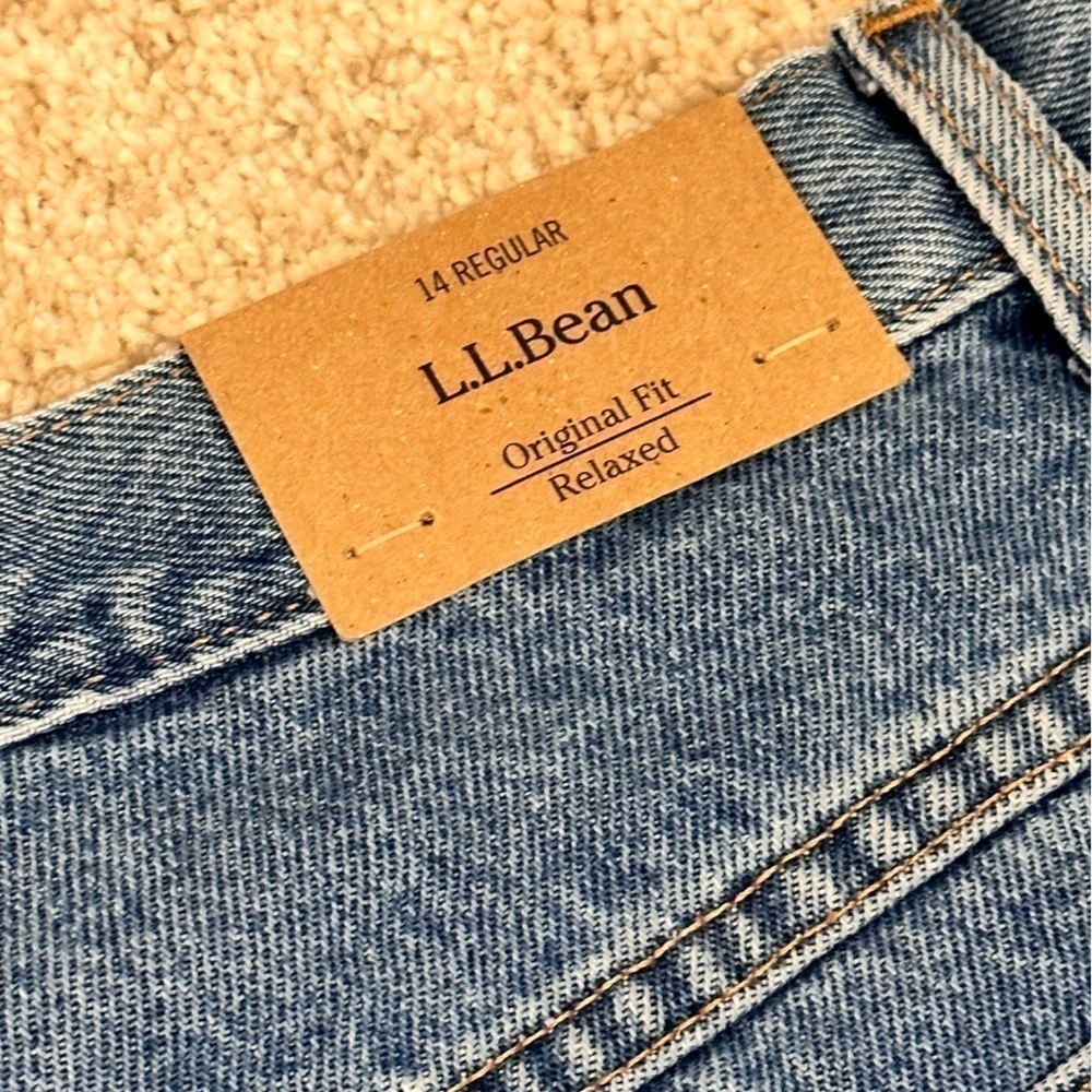 NEW L.L. Bean Original Fit Relaxed Fit Blue Jeans Women’s Size 14 - Picture 7 of 12